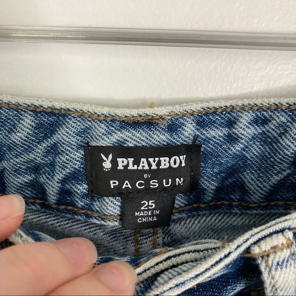 PACSUN X PLAYBOY Bunny Print 90s Boyfriend Jeans - Picture 10 of 11